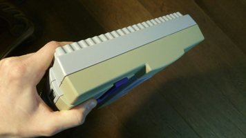 Почему приставки Super Nintendo становятся желтыми?
