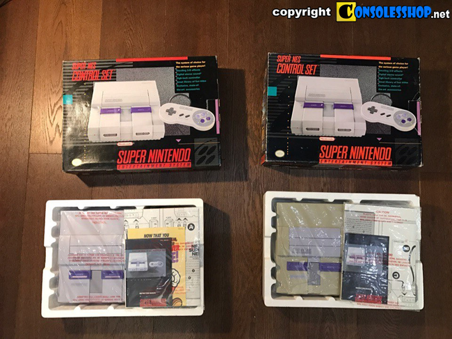 Сравнение белой и пожелтевшей Super Nintendo