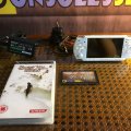 Портативная консоль Sony PlayStation Portable Slim and Lite (б/у) - белая
